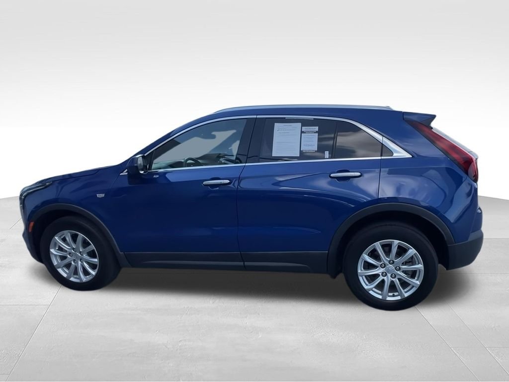 Used 2023 Blue Cadillac Luxury image 5