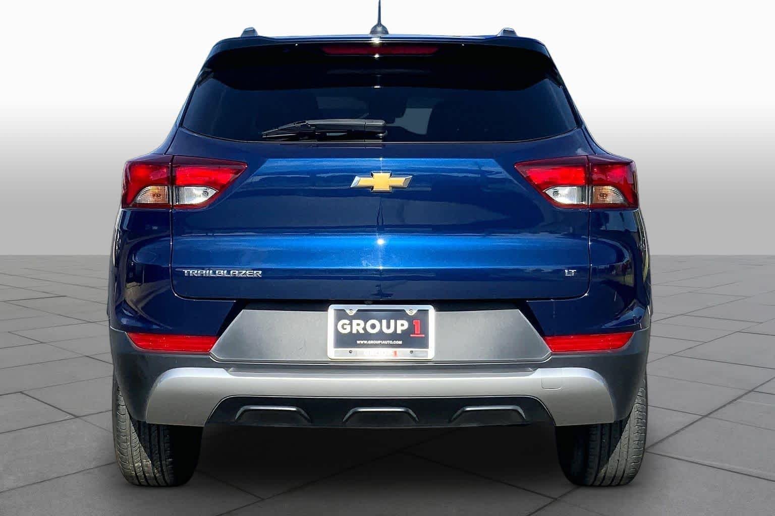 Used 2023 Blue Glow Metallic Chevrolet LT image 5