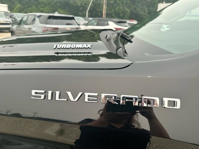 New 2026 Black Chevrolet LT (2FL) image 48