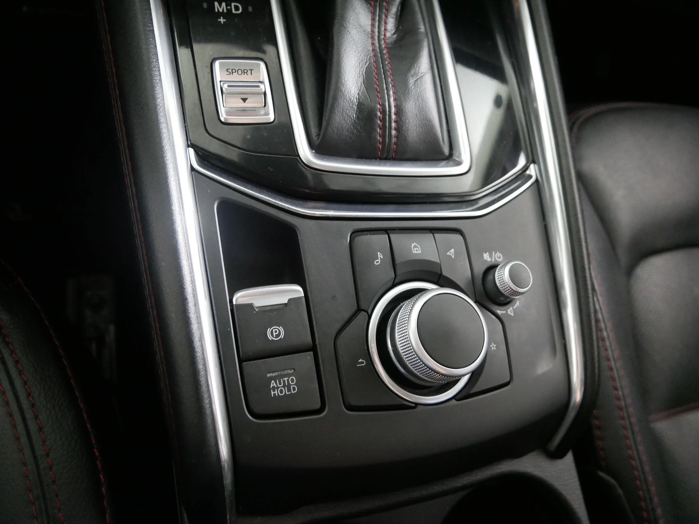 Used 2025 Polymetal Gray Metallic Mazda 2.5 S Carbon Edition image 30