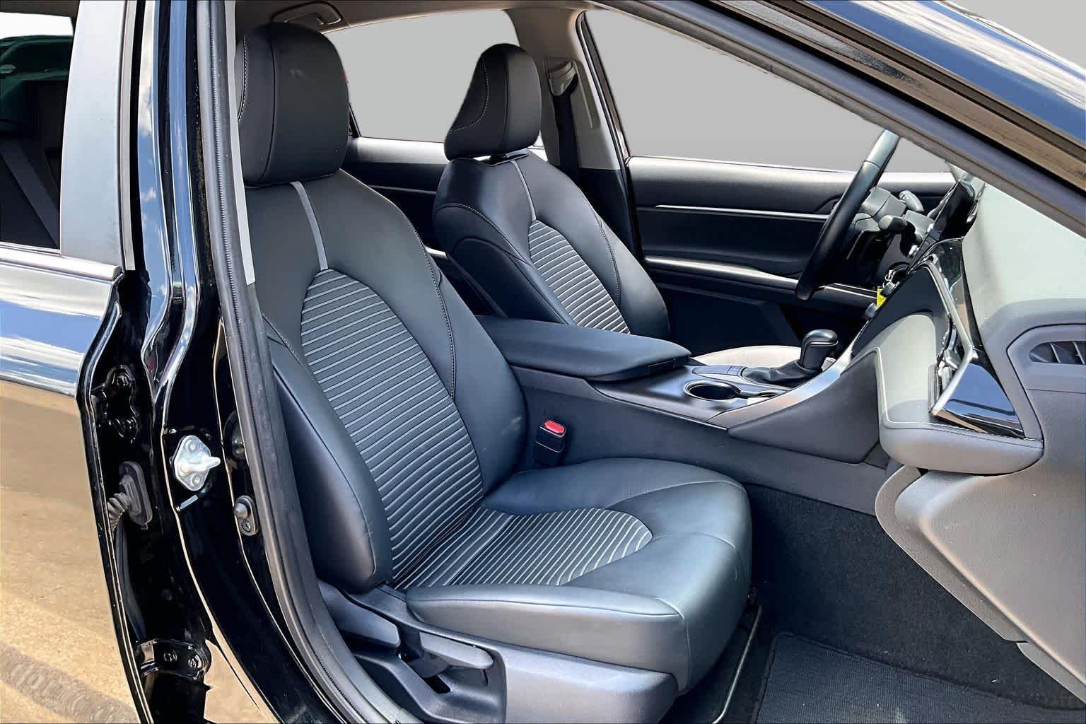 Used 2023 Midnight Black Metallic Toyota SE Nightshade image 8