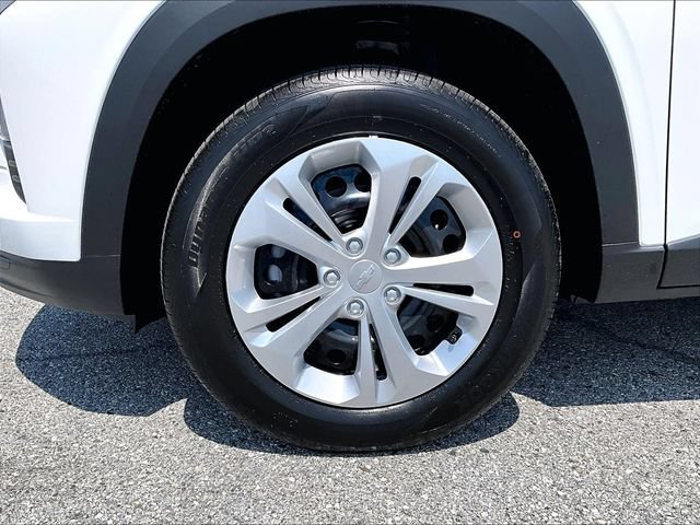 New 2026 Summit White Chevrolet LS image 7