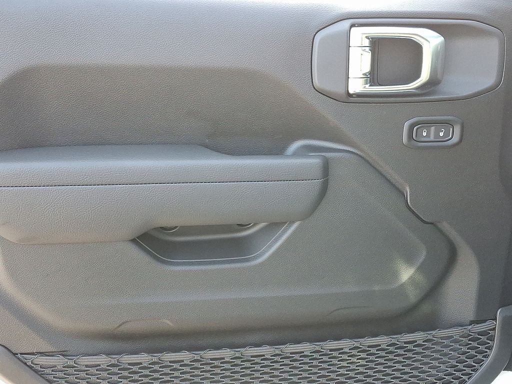 New 2026 White Jeep Sport image 8