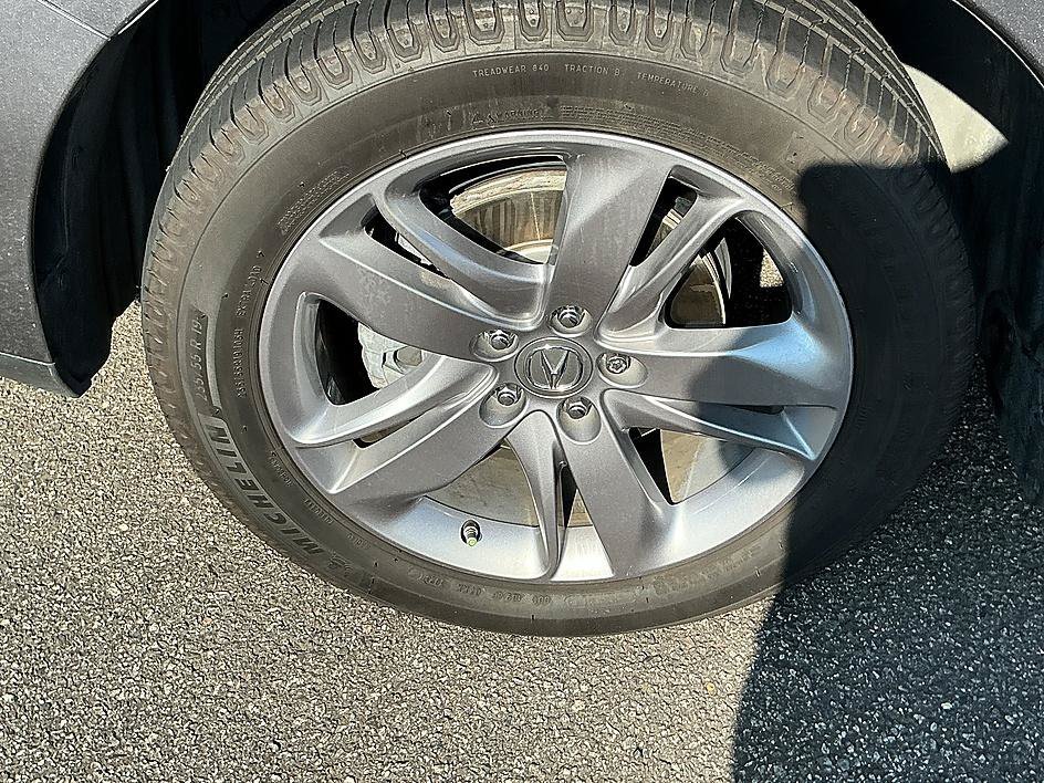 Used 2019 Gray Acura w/Advance Pkg image 3