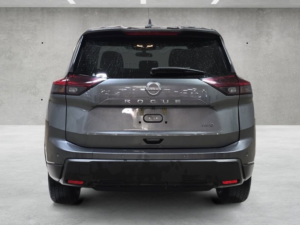 Used 2025 Gray Nissan SV image 15