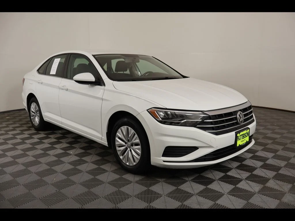 Used 2019 White Volkswagen 1.4T S image 7