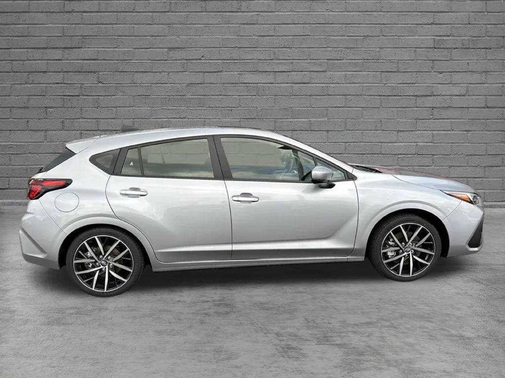 New 2026 ICE SILVER METALLIC Subaru Sport image 6
