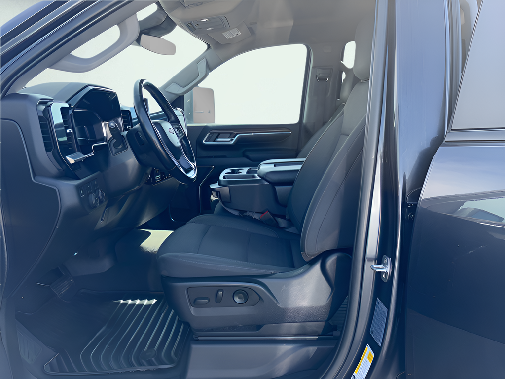 Used 2024 Gray Chevrolet LT image 14