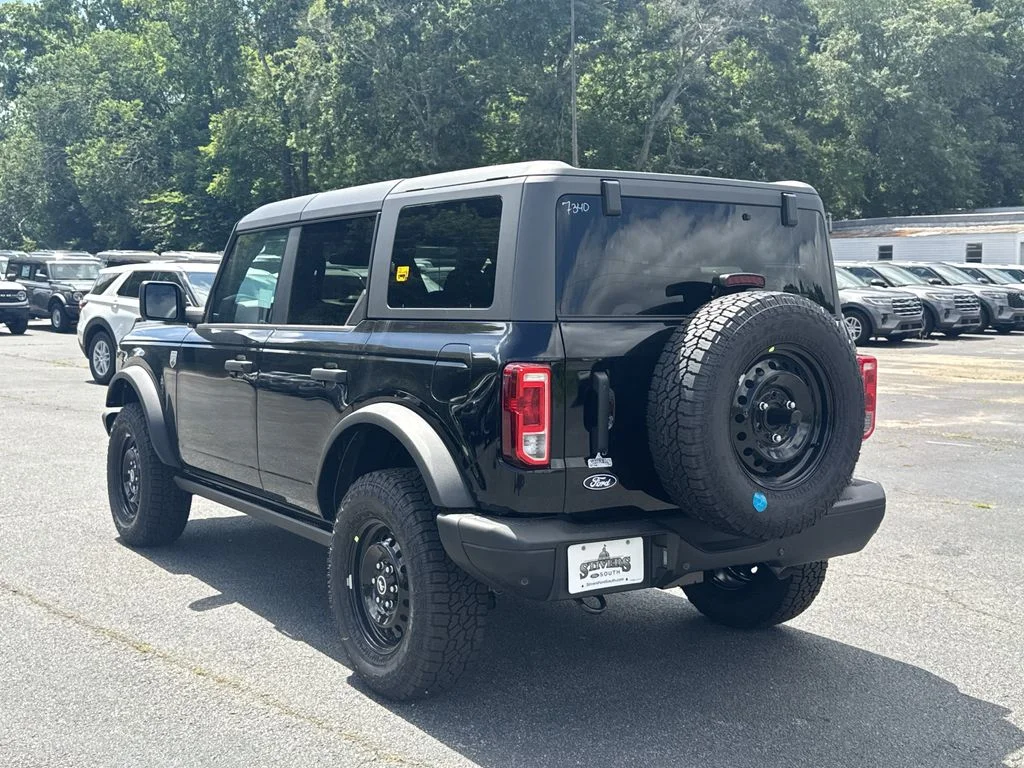 New 2026 Black Ford Big Bend image 5