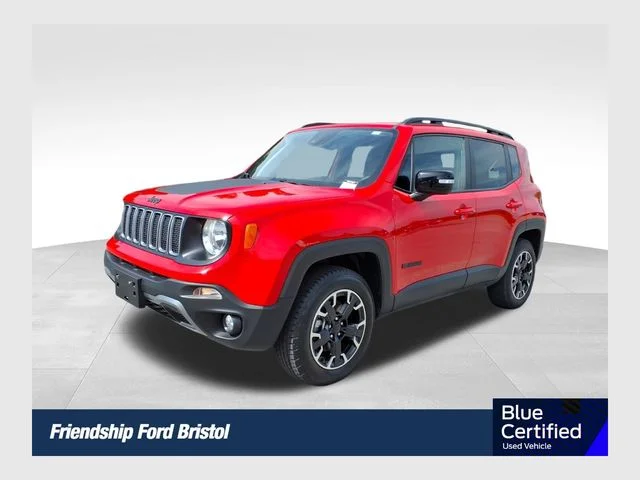 Used 2023 Red Jeep Latitude image 1