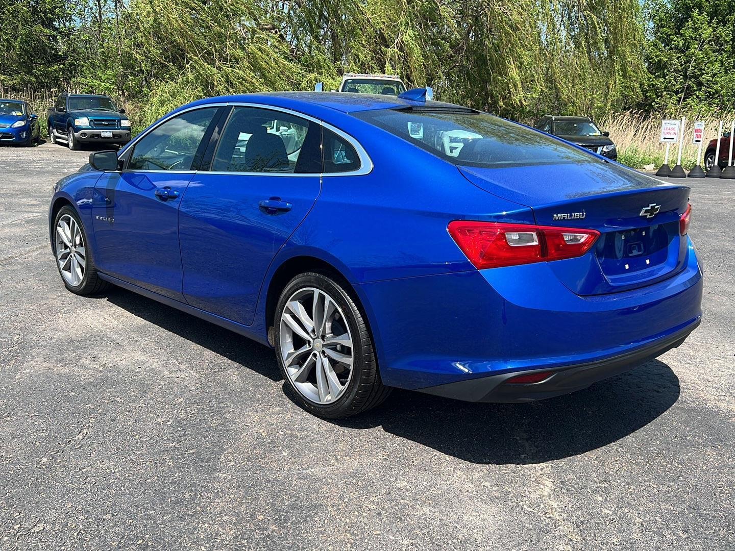 Used 2023 Riverside Blue Metallic Chevrolet LT image 3