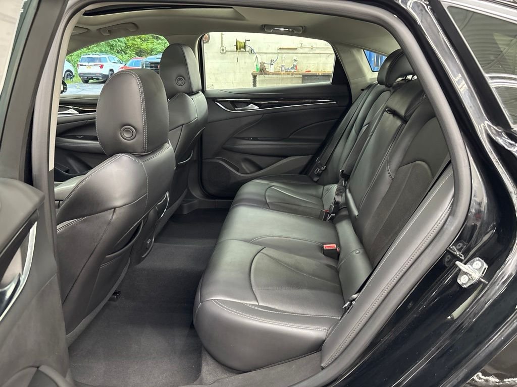 Used 2018 Black Buick Essence image 12