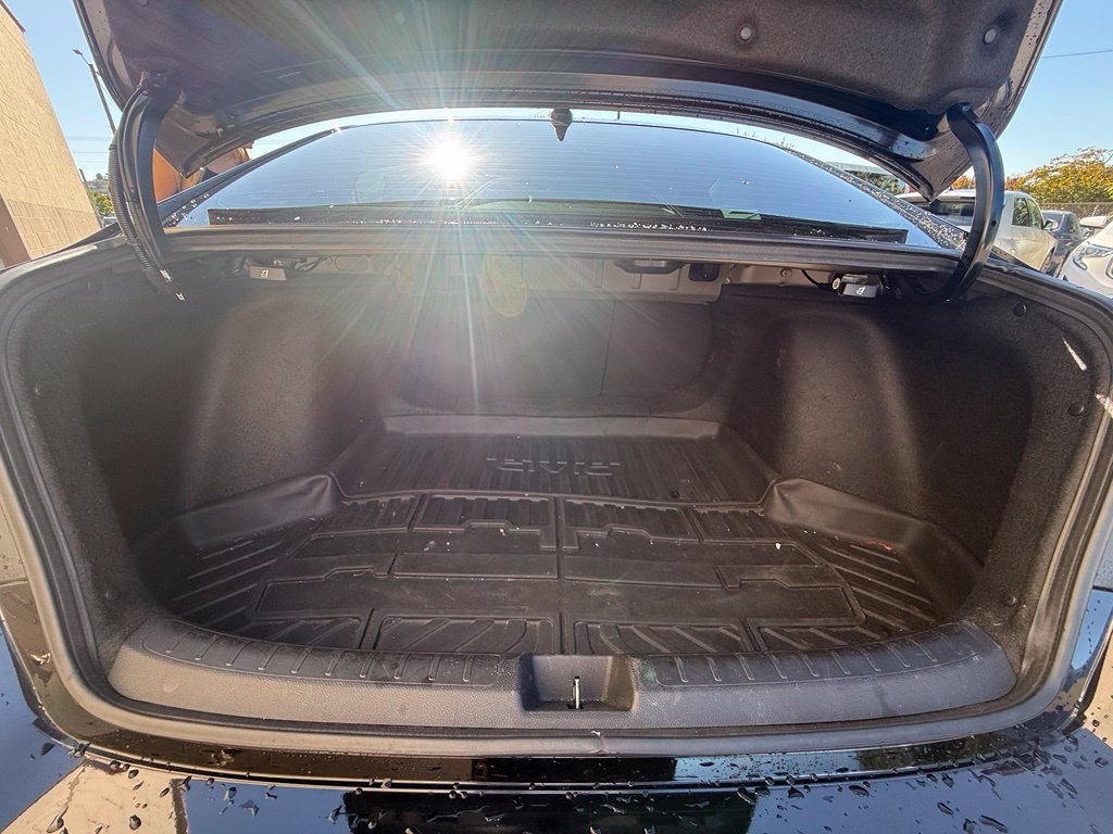 Used 2024  Honda Base image 16