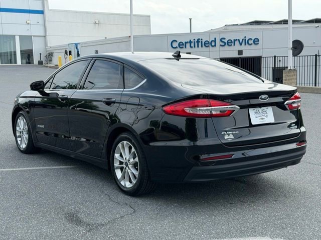 Used 2019 Black Ford SE image 12