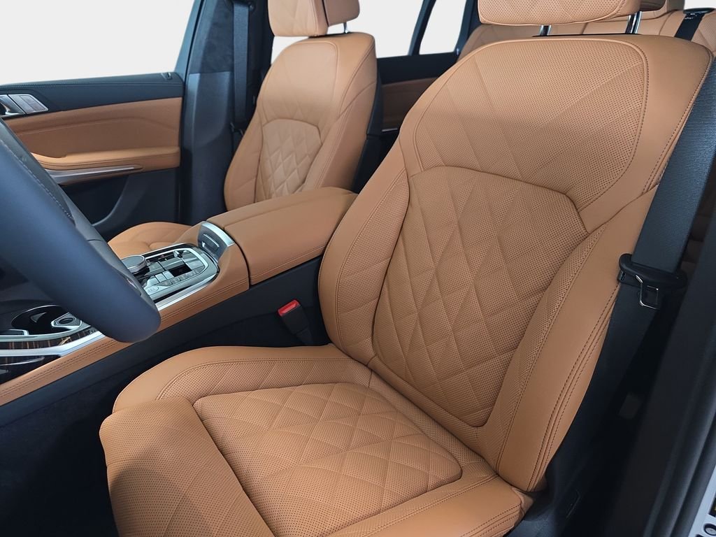 New 2027 Mineral White Metallic BMW xDrive40i image 12