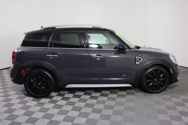 Used 2018 Gray MINI Base image 9