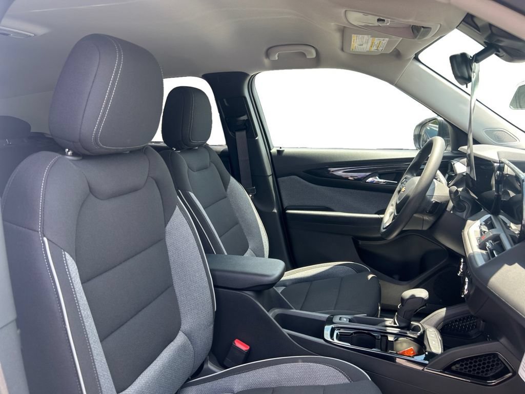 2026 Chevrolet Trailblazer LS - Photo 24