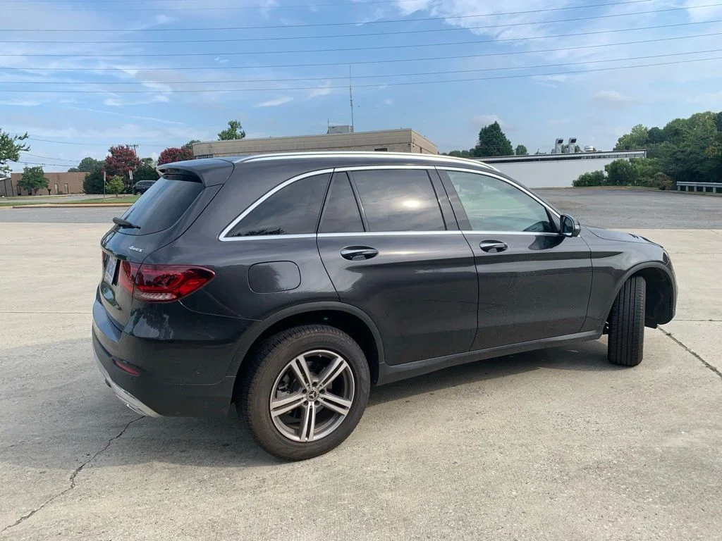 Used 2022 Gray Mercedes-Benz GLC 300 image 11