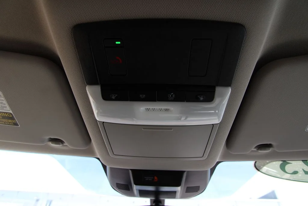 Used 2023 Silver Nissan SV image 35