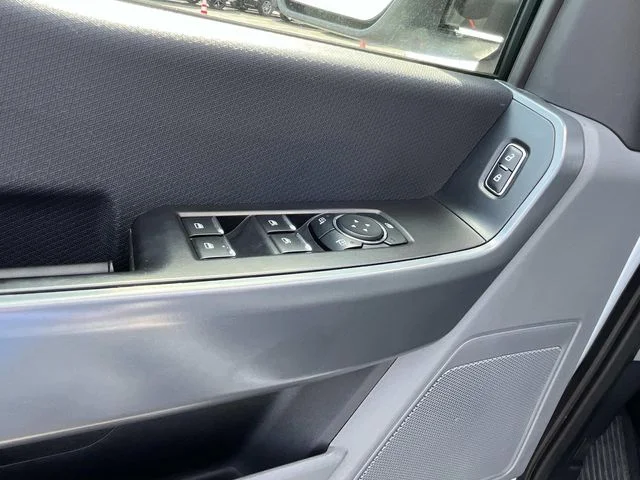 Used 2023 White Ford XLT image 30