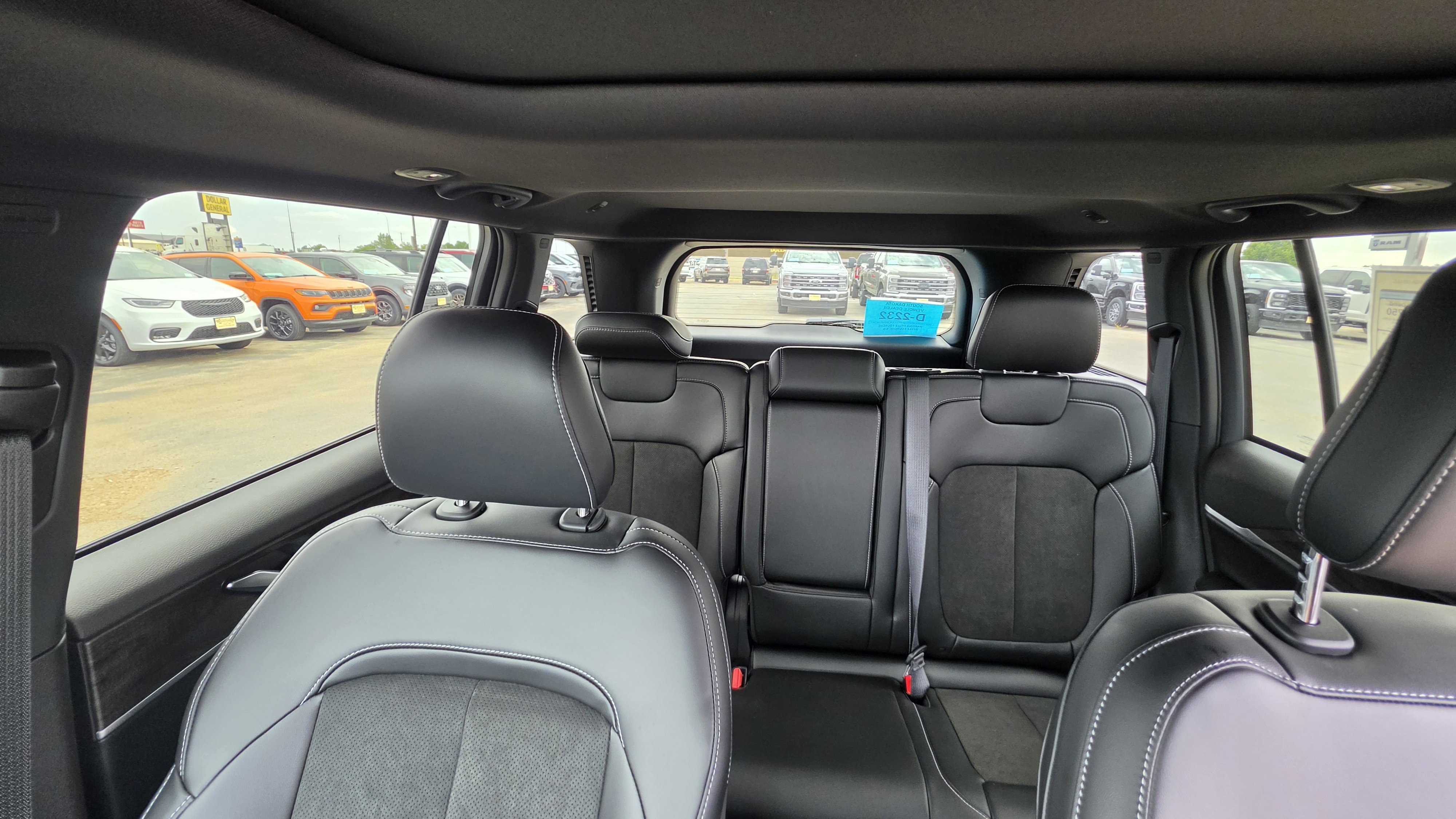 New 2026 Silver Zynith Jeep Laredo Altitude image 17