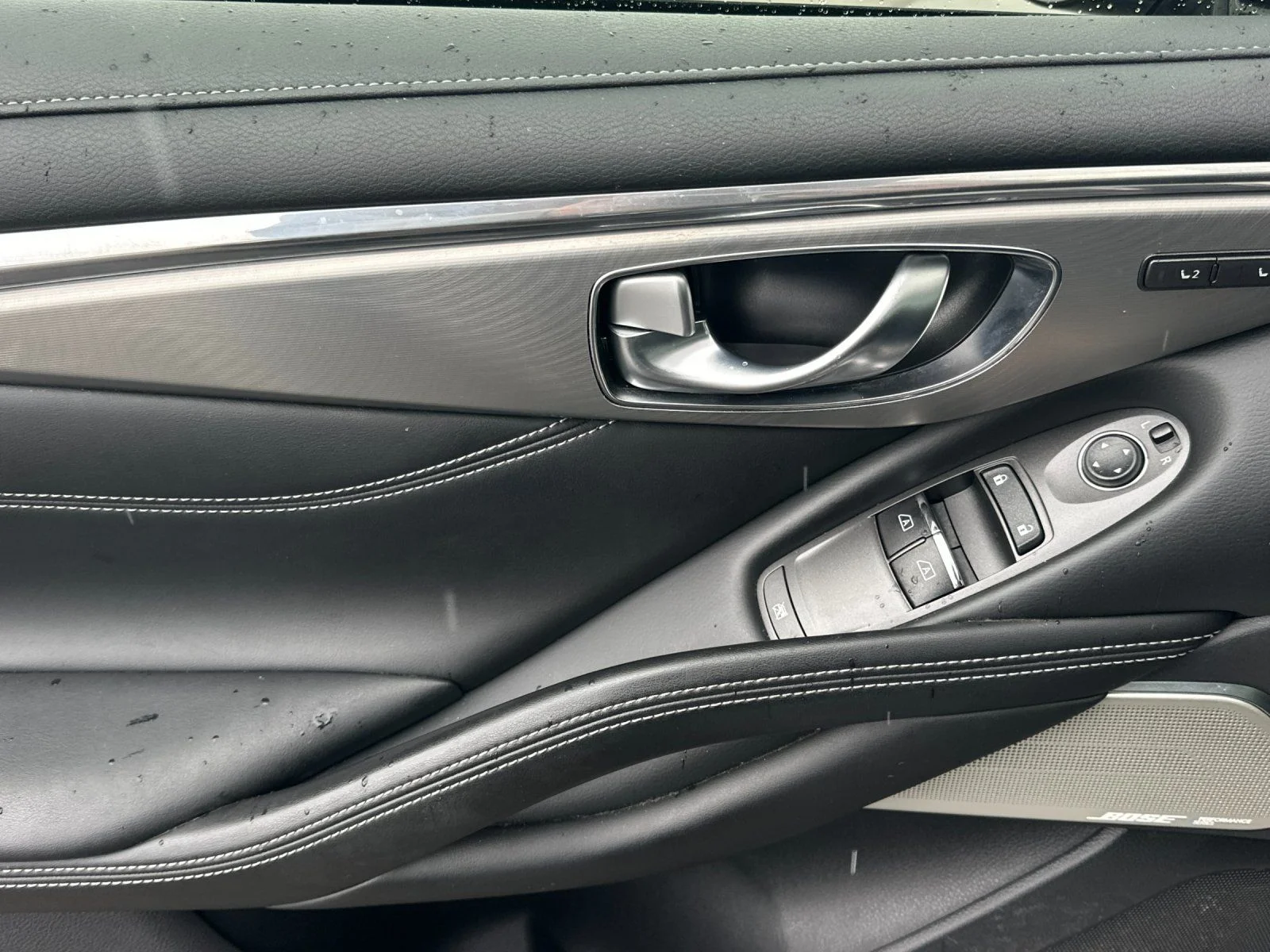 Used 2018 Graphite Shadow INFINITI 3.0t LUXE image 10