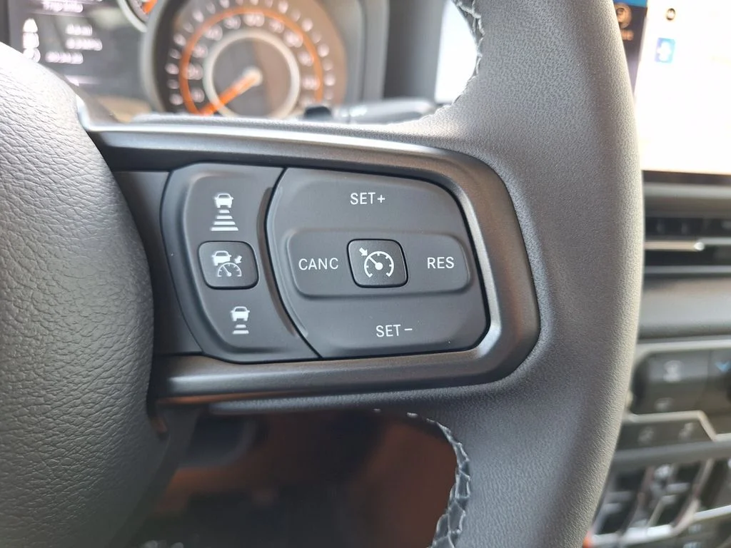 2025 Jeep Wrangler 4-Door Willys - Photo 22