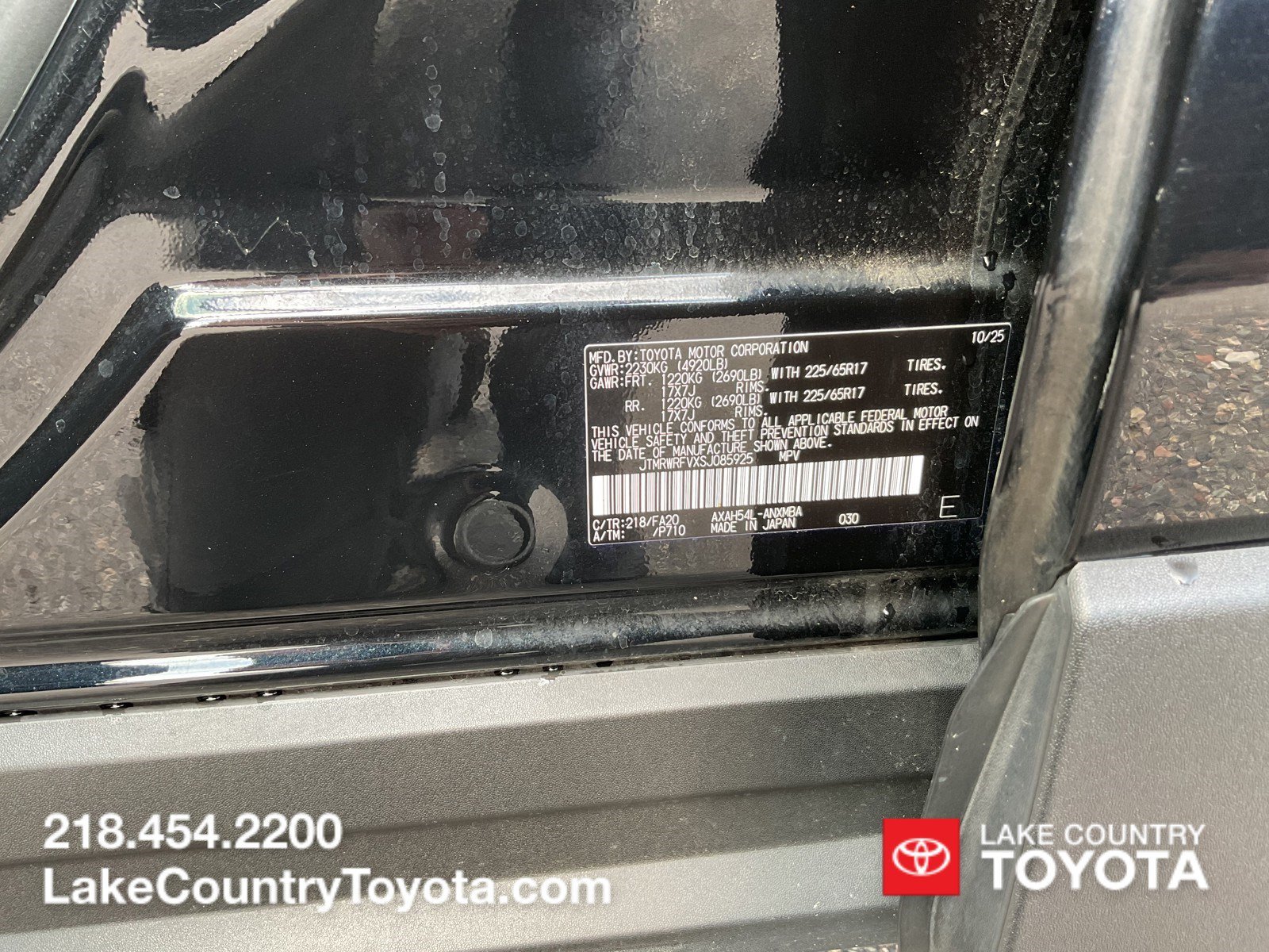 Used 2025 Black Toyota XLE image 34