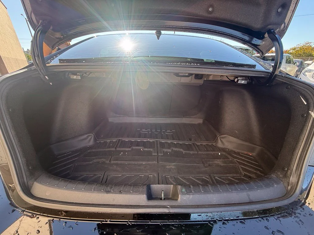 Used 2024  Honda Base image 16