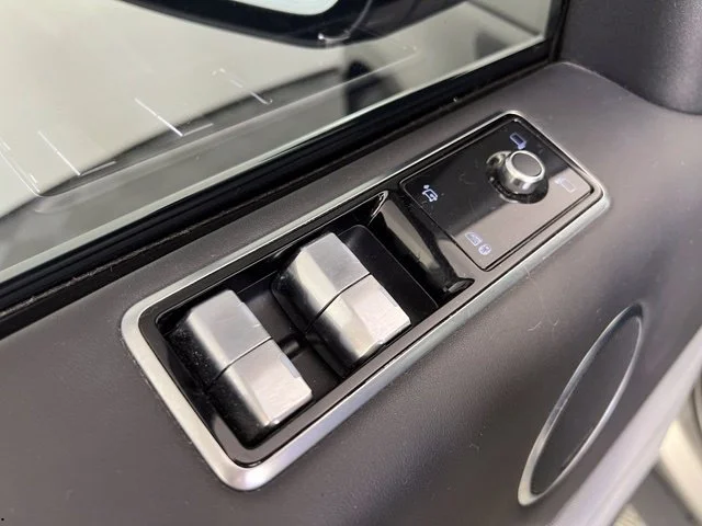 Used 2019 Brown Land Rover Supercharged image 34