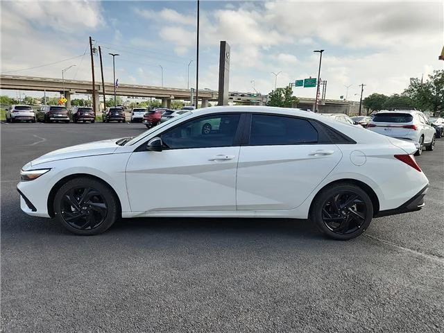 New 2026 Serenity White Pearl Hyundai SEL Sport image 2