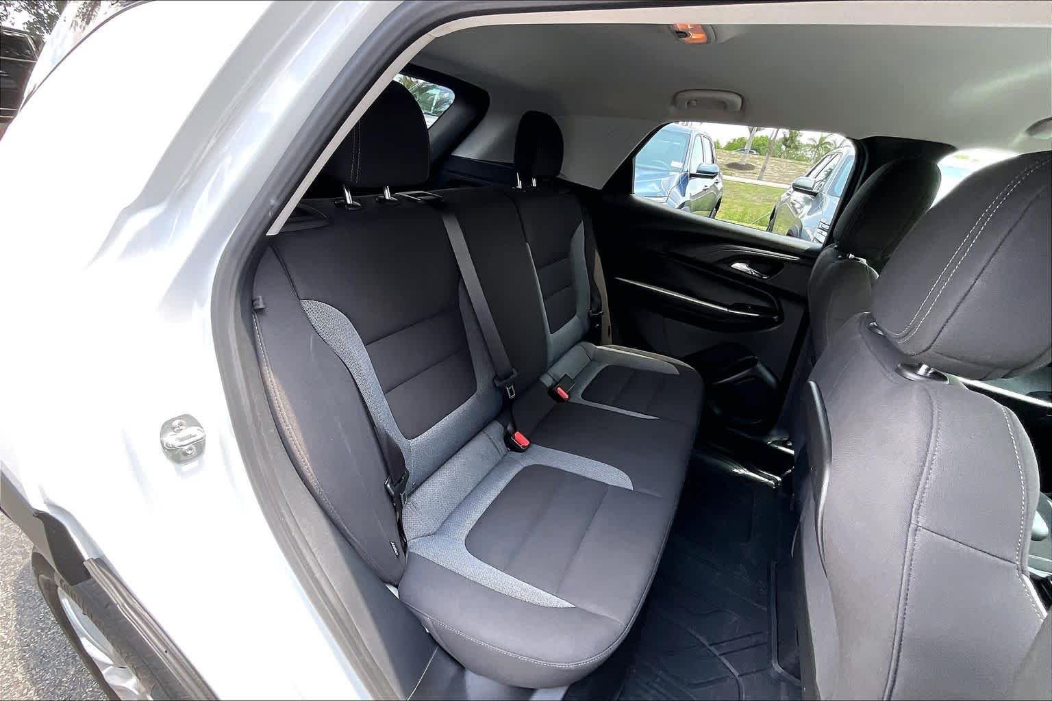 2025 Chevrolet Trailblazer LS - Photo 26