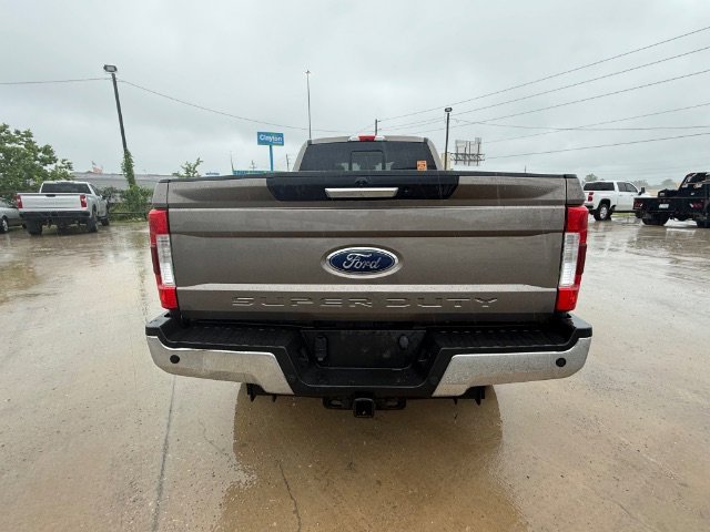 Used 2018 Gray Ford LARIAT image 4