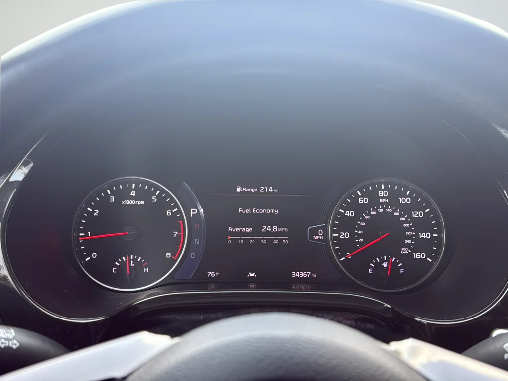 Used 2021 Black Kia SX image 38