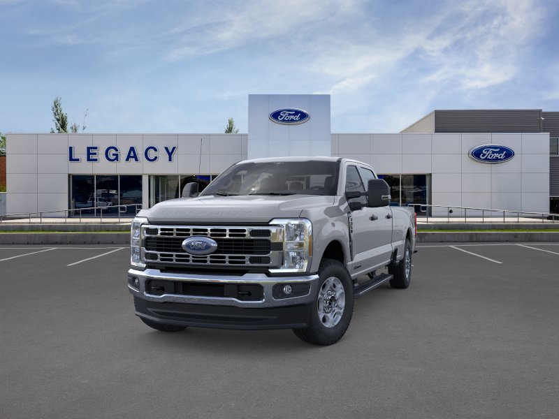 New 2026 Avalanche Ford F-350® XLT image 2