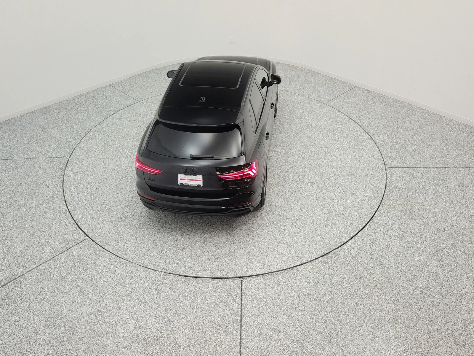 Used 2025 Mythos Black Metallic Audi S line Premium image 14