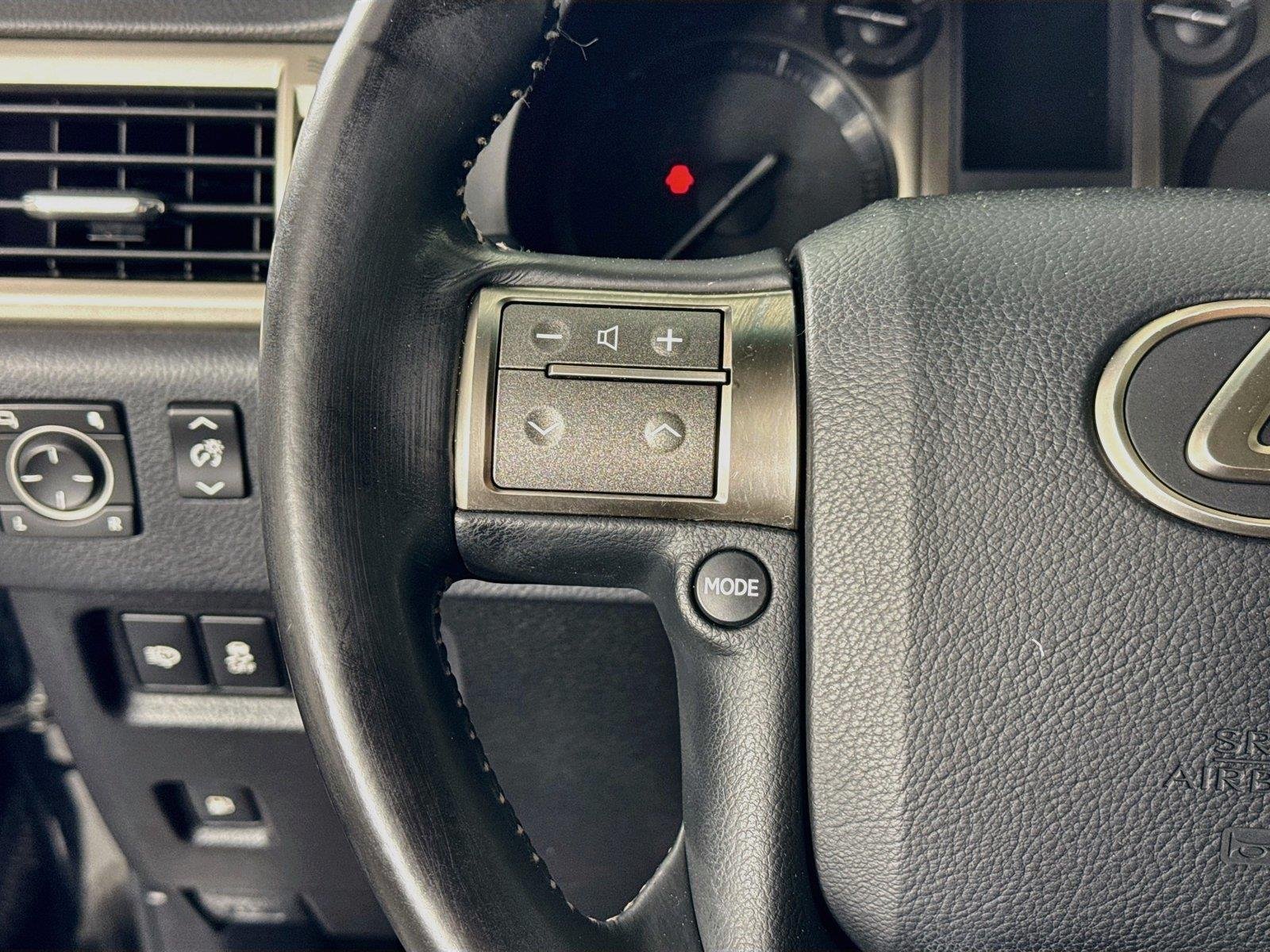 Used 2017 Black Onyx Lexus GX 460 image 18