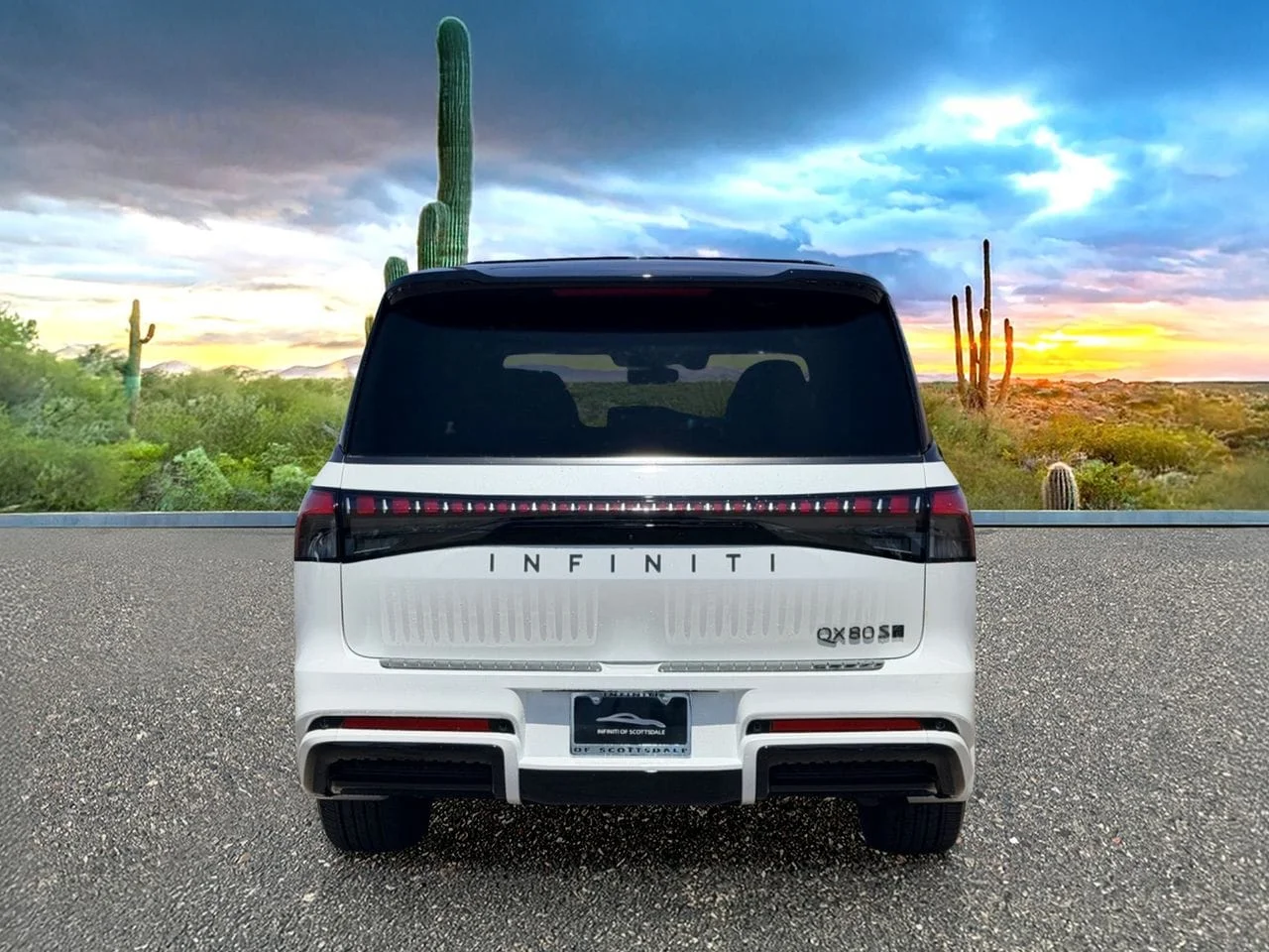 New 2027 2T RADIANT WHIT INFINITI Sport 4WD image 5