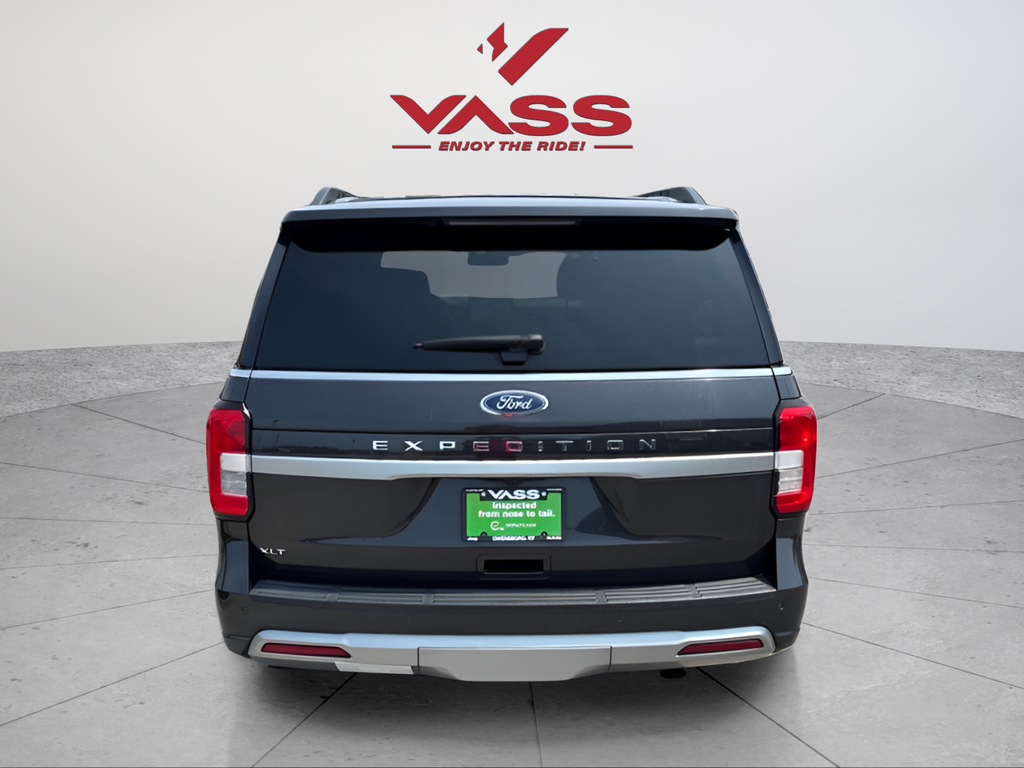 Certified Used 2024 Gray Ford XLT image 4
