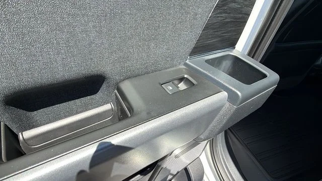 New 2026 Star White Metallic Tri-Coat Ford Lariat® image 52
