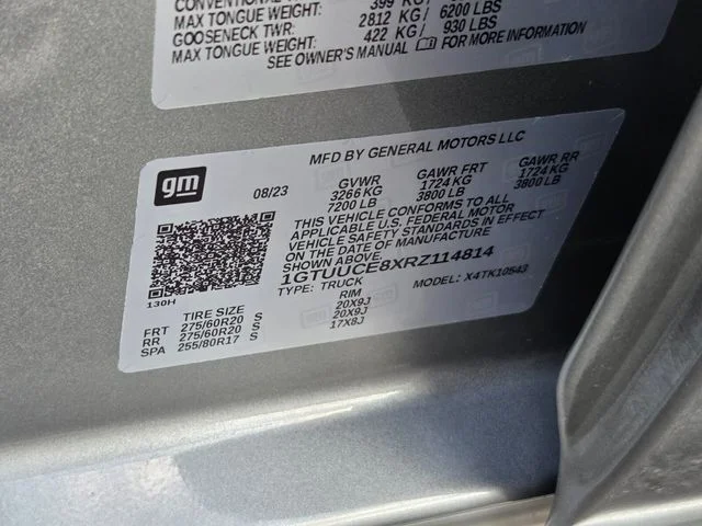 Used 2024 Silver GMC Elevation image 32