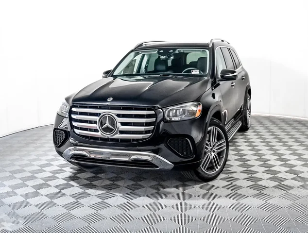 2026 Mercedes-Benz GLS 450 4MATIC®