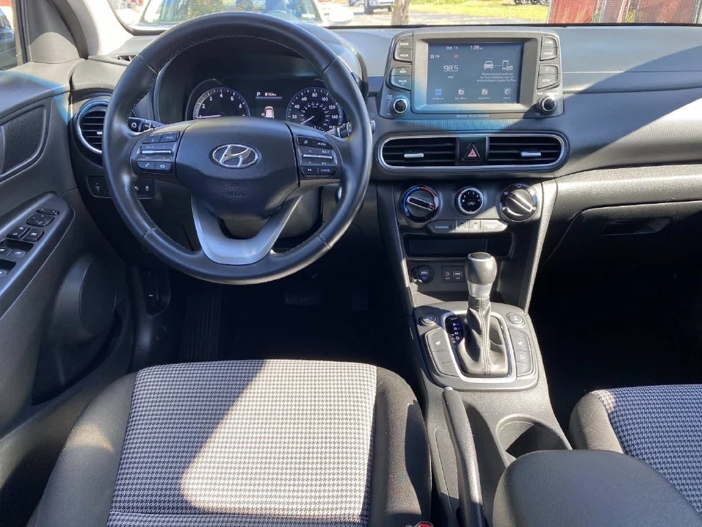 Used 2021 Black Hyundai SEL image 10