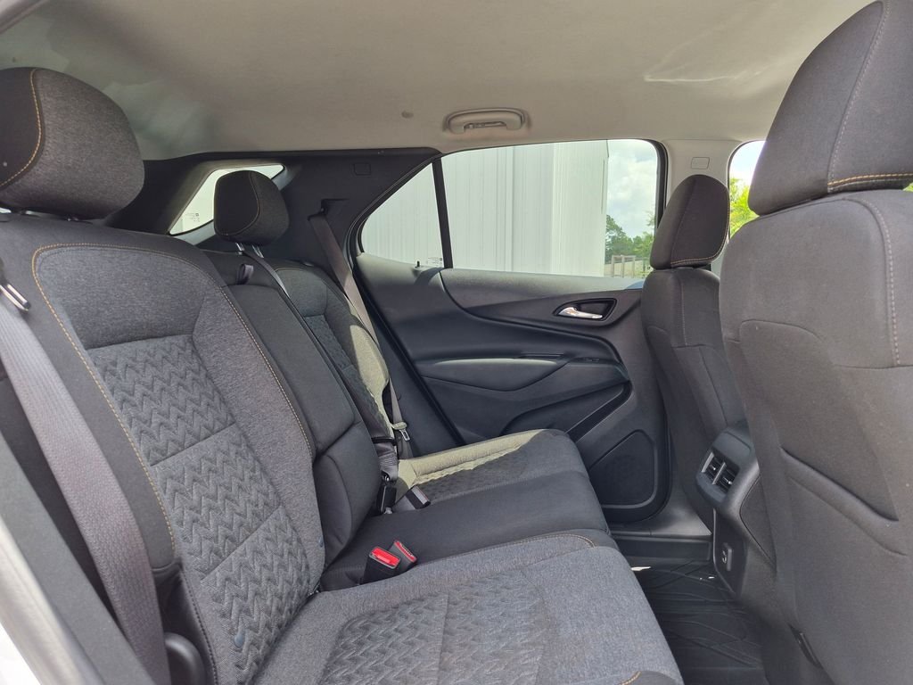 Used 2022 White Chevrolet LT image 29