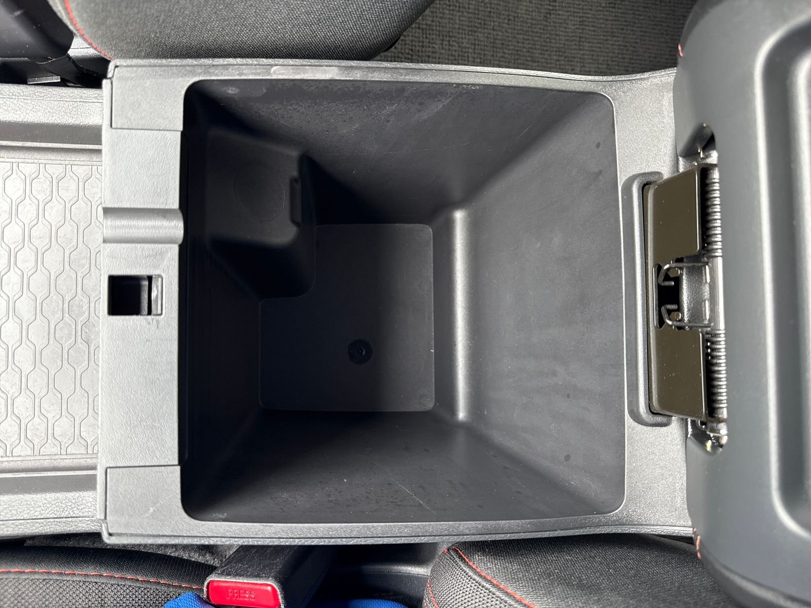 Used 2025 White Nissan PRO-4X image 22