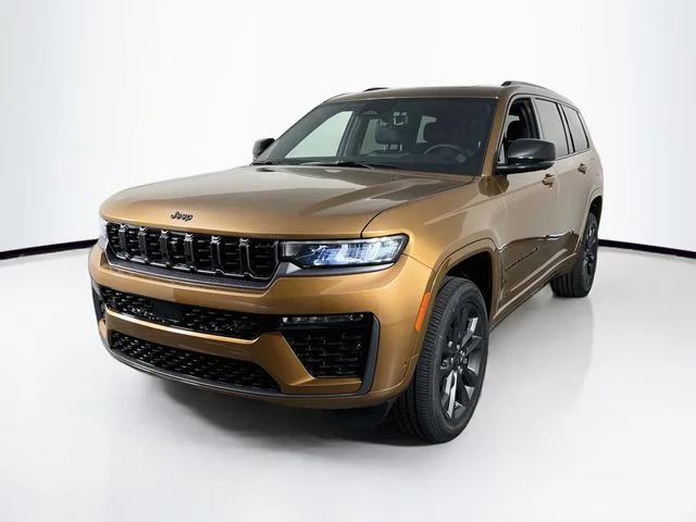 New 2026 Copper Shino Metallic Clear-Coat Exterior Paint Jeep Limited image 3