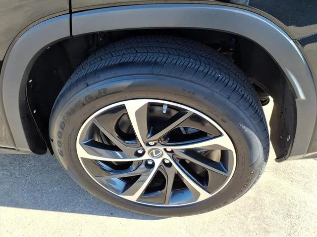 Used 2019 CAVIAR Lexus Base image 20