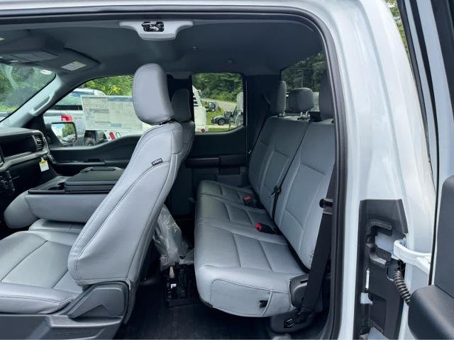 New 2026 Oxford White Ford XL image 11