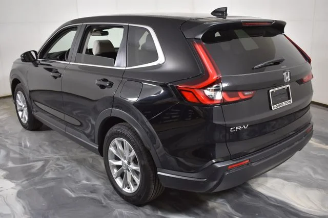 Used 2024  Honda EX image 7