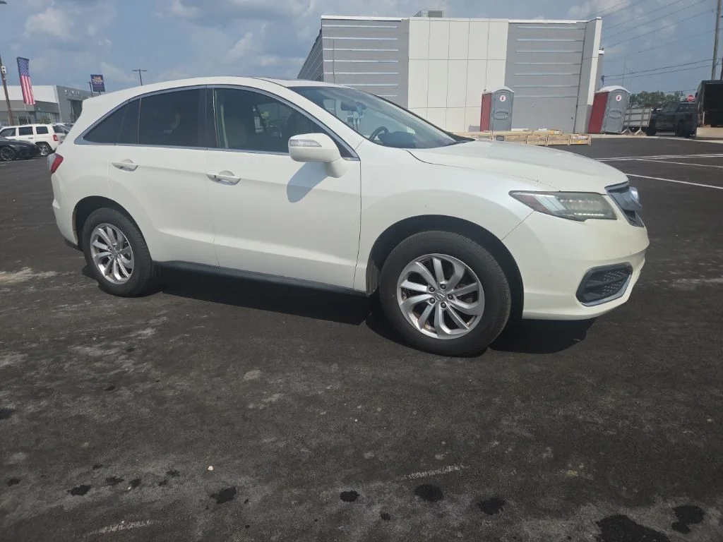 Used 2016  Acura Base image 15